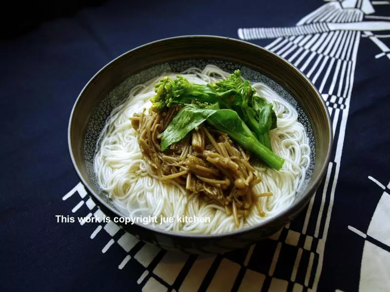 なめ茸昆布茶素麵