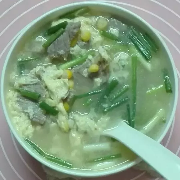 玉米雞蛋瘦肉湯