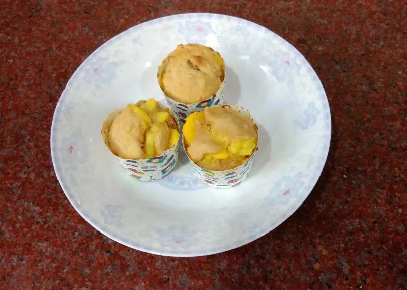 全麥黑麥馬芬（奶黃餡）