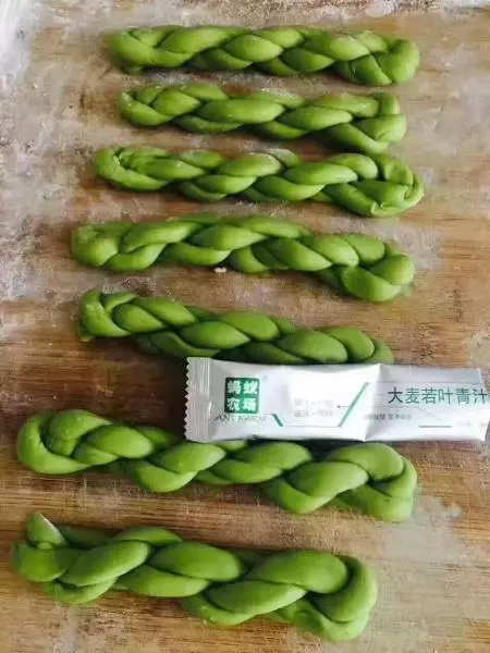 青汁小麻花