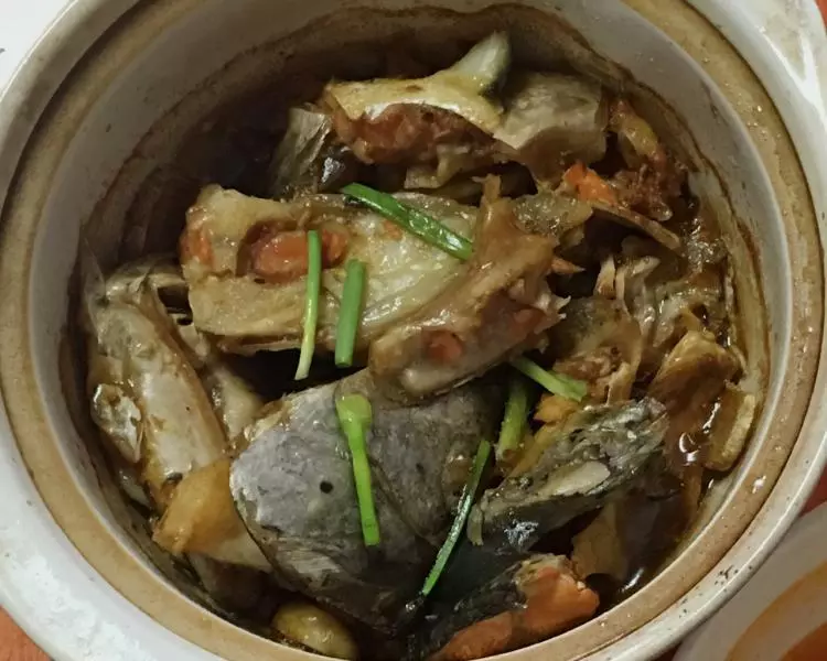 三文魚頭煲