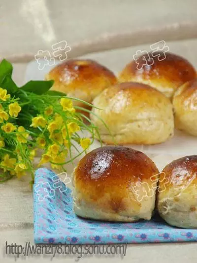 蜂蜜全麥果乾小麵包