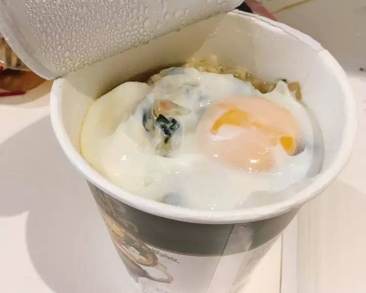 稍有營養的方便麵