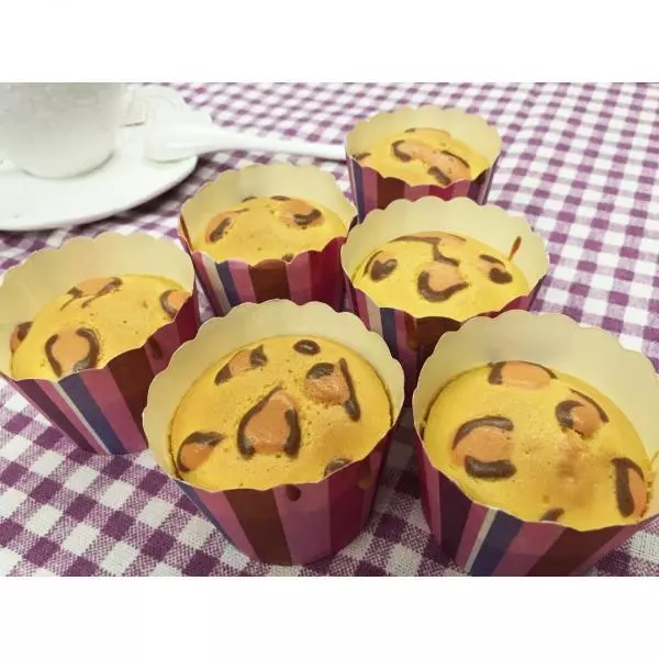 【自製】蔡式豹紋小cupcake_*