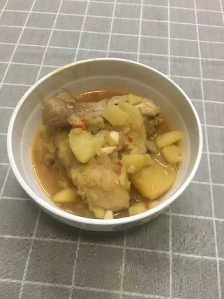 土豆燉雞腿