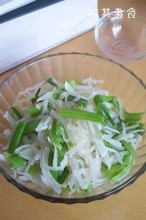 清口芹菜蘿蔔絲