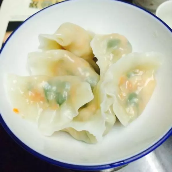 鲜鲜虾饺