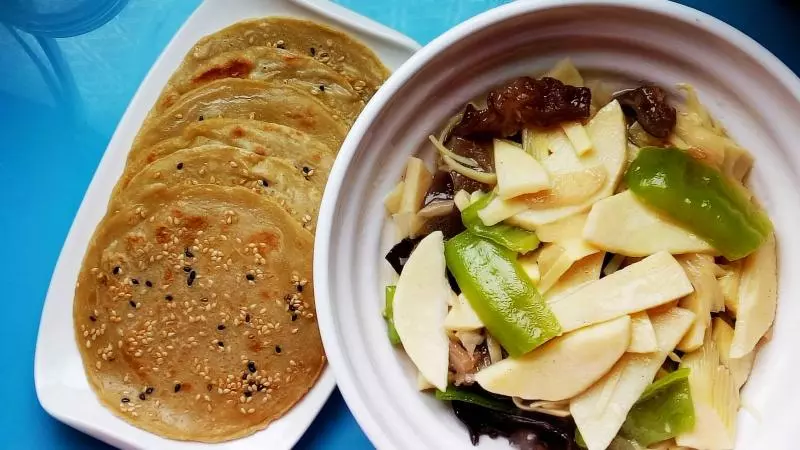 冬笋正当季，不可错过丨木耳烧冬笋&amp;烙饼 · 圆满素食