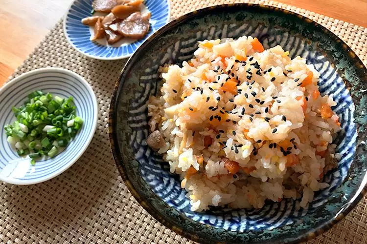 电饭煲早餐---鲷鱼杂烩饭