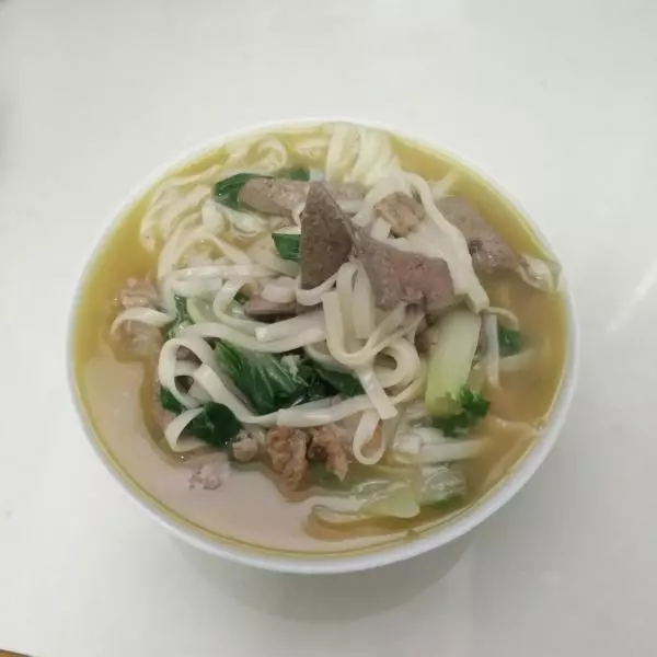 豬肝肉絲麵