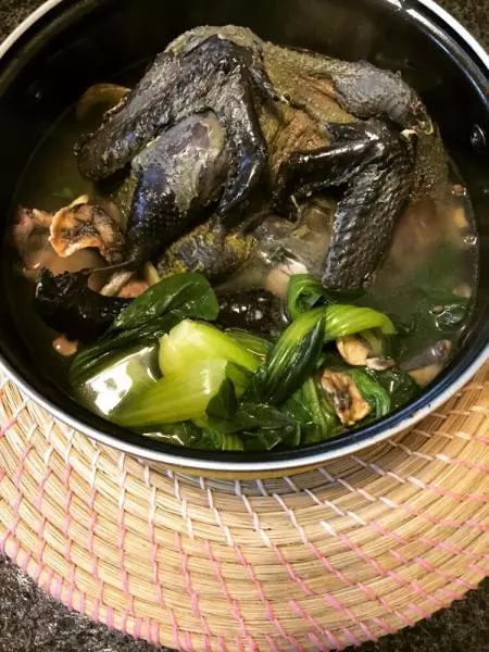 快手懶人烏雞湯