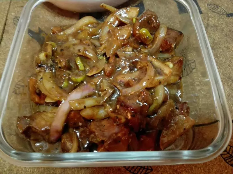 黑胡椒牛肉粒