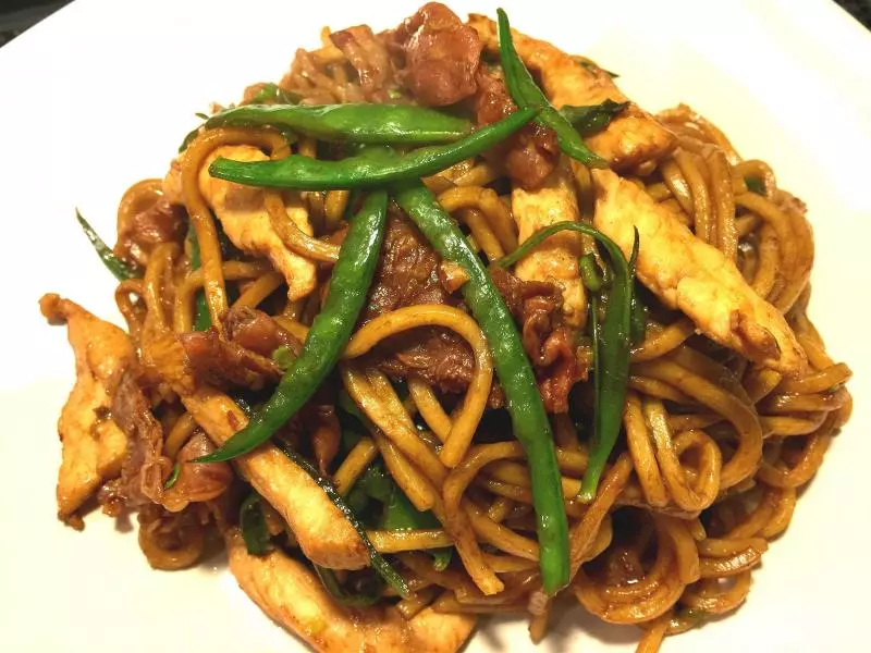 炒面［Chow Mein］