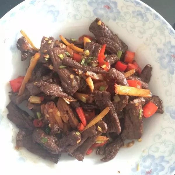 小炒牛肉