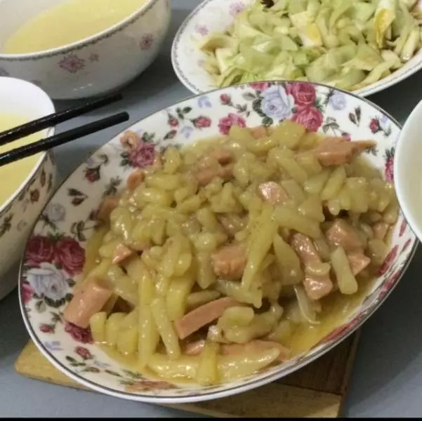 火腿炒土豆絲