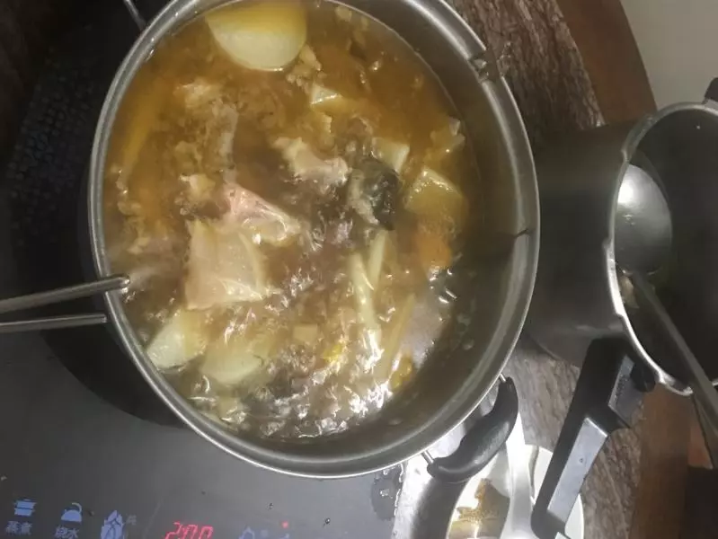 羊肉火鍋