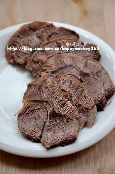 滷牛肉