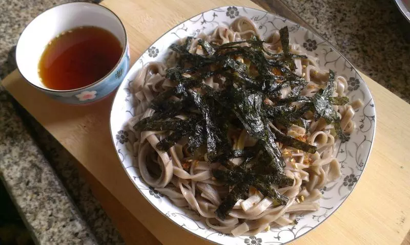 夏日美味-日式蕎麥冷麵