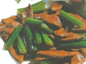 猪肝炒芹菜