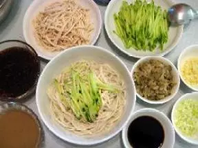 雞絲涼麵