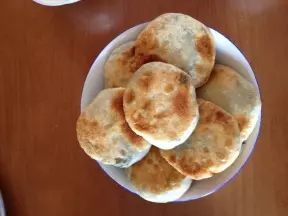 家常韭菜餡餅