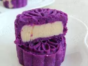 紫薯芸豆月饼