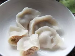 猪肉萝卜水饺