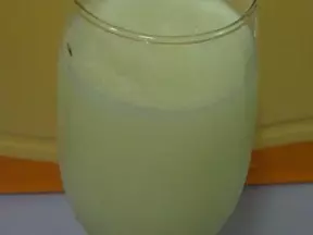 雪梨酸奶汁--清肠润胃