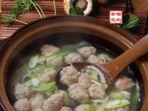 白菜肉丸湯