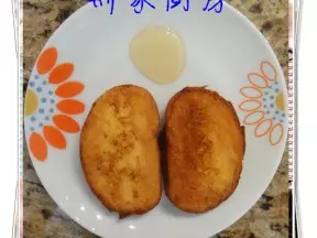 油煎饅頭配蜂蜜