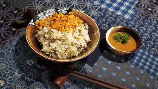 表寒解毒有嚼劲的泡菜饭·圆满素食