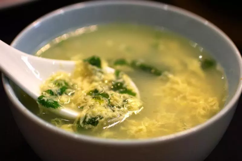 《昨日的美食》之鴨兒芹蛋花湯