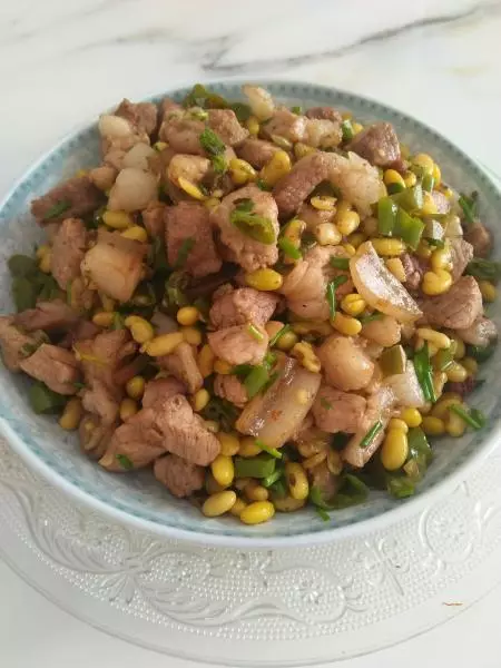 黄豆炒肉
