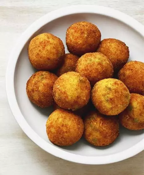 經典Antipasti-阿蘭其尼（arancini）