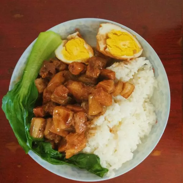 家常滷肉飯