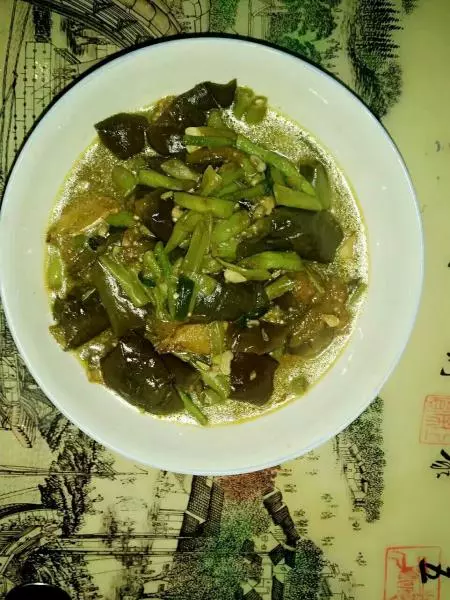 红烧茄子炖豆角