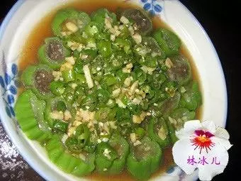 蒜茸蒸丝瓜