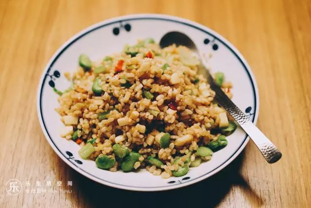 春食 | 蚕豆米春笋炒糙米饭