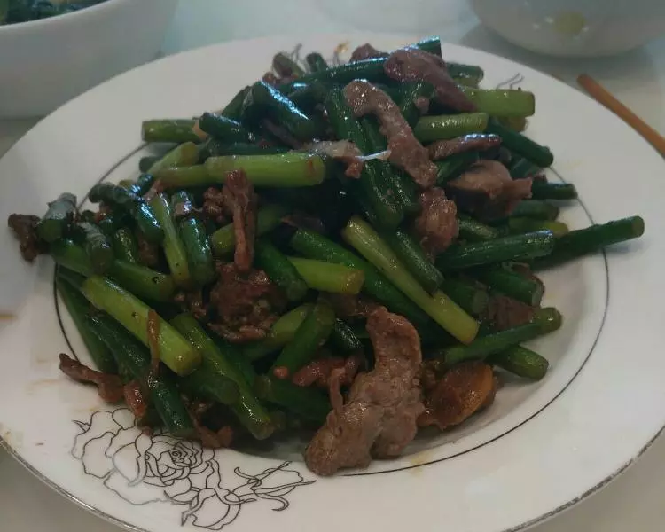 蒜苔牛肉