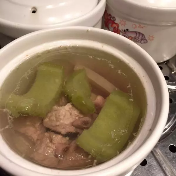 小排苦瓜湯