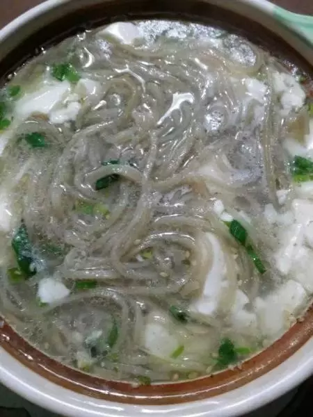 手工自製魚絲豆腐湯