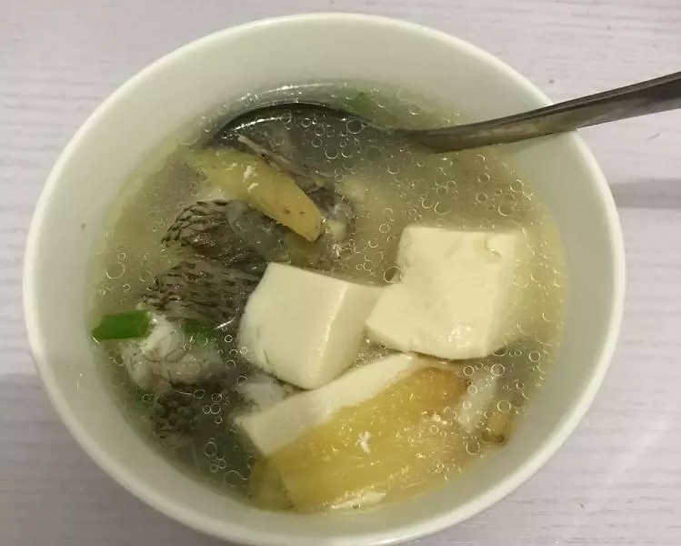 鲈鱼豆腐汤