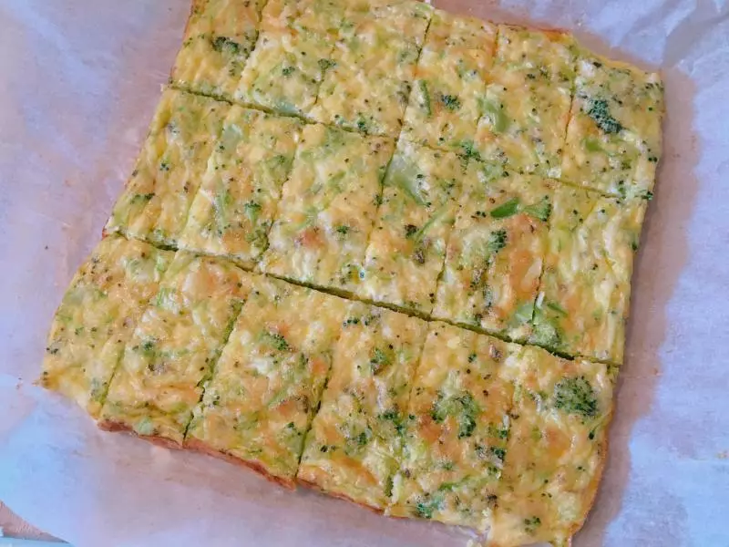 宝宝辅食 - 西兰花西葫芦烤蛋饼 broccoli zucchini frittata