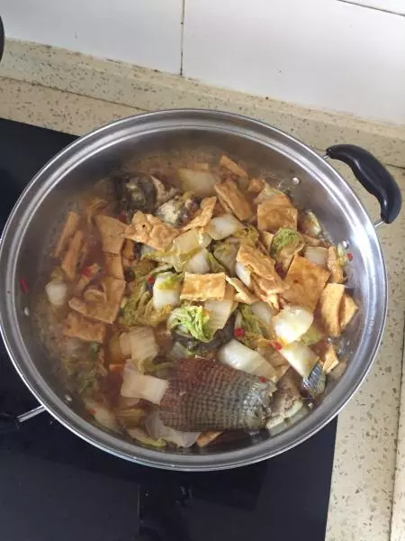 豆乾娃娃菜煮魚