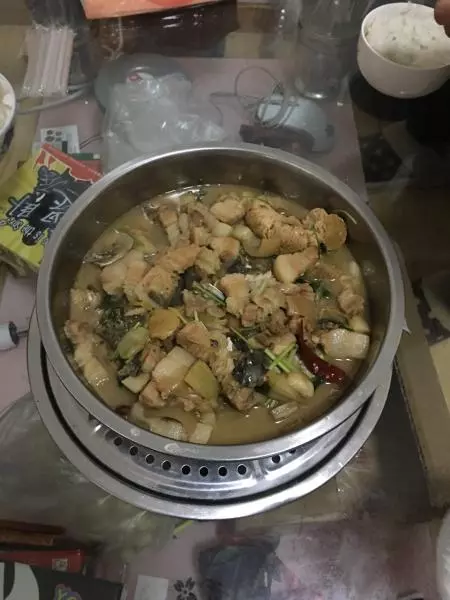 猪肉炖鲤鱼