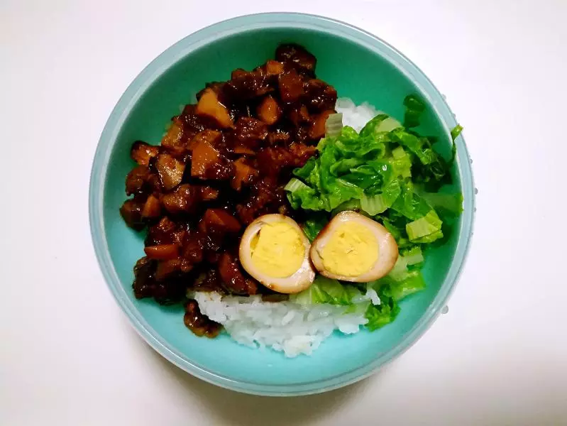 寶寶滷肉飯