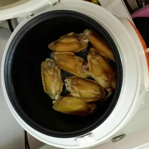 电饭锅美食~可乐鸡翅