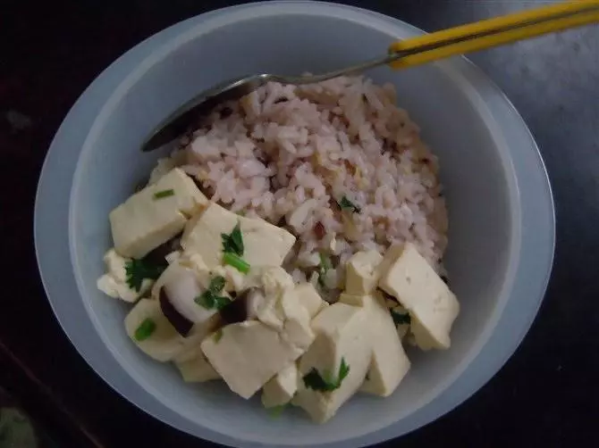 香菇豆腐饭