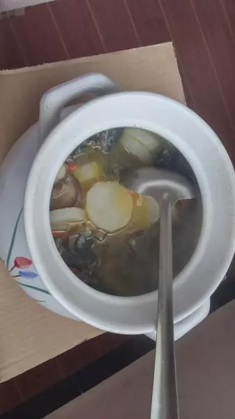 山藥香菇烏雞湯