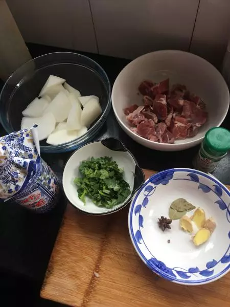 滋補白蘿蔔羊肉湯